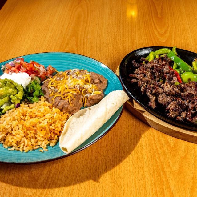 Sizzlin Fajitas for 2.